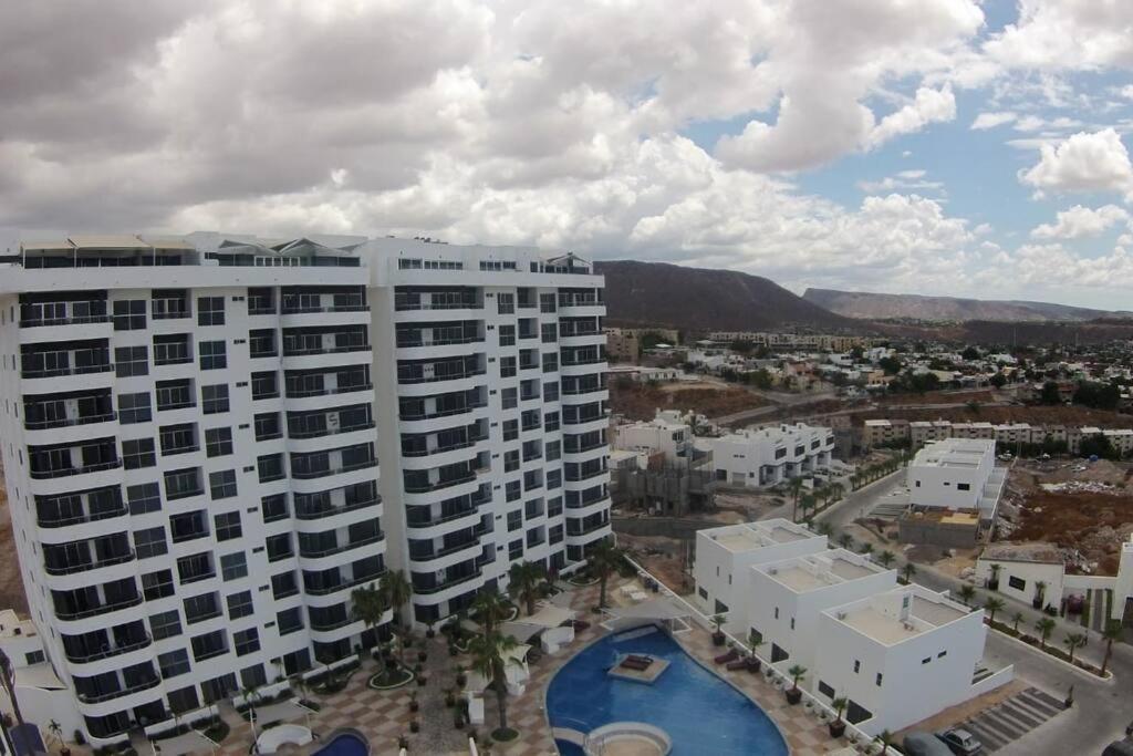Condo En Torres Cantera De 2 Recamaras 2 1/2 Banos ลาปาซ ภายนอก รูปภาพ